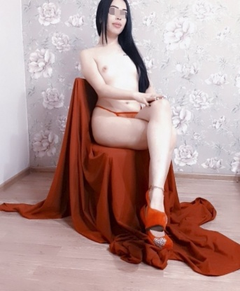 Живу в Москве, готова окунуть тебя в мир наслаждения и страсти. Мои услуги включают экстаз и релакс, фото и видео, а также эротический массаж. Мое тело только для тебя, мои нежные прикосновения окутывают тебя теплотой и страстью. Оставь все заботы и проблемы позади и предоставь себя моим магическим рукам. Забери меня с собой сегодня и испытай незабываемые моменты удовольствия. У меня есть много положительных отзывов от довольных клиентов, которые гарантируют, что ты не пожалеешь о своем выборе. Готов воплотить твои самые сокровенные фантазии и удовлетворить все твои потребности. Дай мне шанс показать, на что я способна, и твоя жизнь никогда не будет прежней. Захватываю тебя в мир наслаждения и страсти, приглашаю в мой оазис счастья в самом сердце Москвы! 💋 538, 25 лет