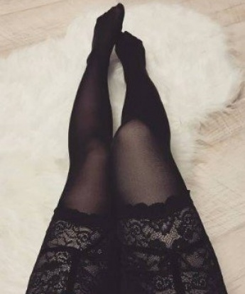 Нежная и страстная девушка ждет встречи с обеспеченным мужчиной для приятного времяпрепровождения. Обещаю море удовольствия и незабываемые моменты. 4228, 27 лет