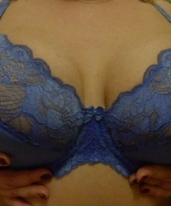 Мои услуги - искушенная эскорт компаньонка, смогу быть твоей идеальной спутницей как в деловой поездке, так и на вечеринке. Мои возможности - массаж, умение погружать в мир наслаждения и экстаза. Отзывы обо мне говорят сами за себя, они доступны на моем профиле, присылаю их по запросу. 💌 Мои фото абсолютно реальные, без ретуши и фотошопа, можешь убедиться в этом, посетив мое инстаграмм. Жду с нетерпением нашей встречи 🌹 7587, 38 лет