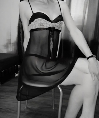 сладкий 😘 Я - элегантная, страстная и опытная девушка, которая знает, как доставить незабываемое удовольствие 😉 Позволь мне увлечь тебя в мир искушений и страсти, где все твои мечты станут реальностью 💫 Мои услуги наполнены нежностью и лаской, а наши встречи будут полны сексуального желания и безудержного наслаждения 💋
Отзывы о моих услугах говорят сами за себя - я надежная компания для приятного времяпрепровождения 🌟 Не упусти возможность испытать волшебство, которое я создам для тебя своим горячим телом и прекрасным лицом 😍 Живу в Москве и готова подарить тебе незабываемые мгновения в этом чудесном городе 🏙️ Встречай свою идеальную любовницу - меня! 🌹 Фото в моем профиле - подтверждение моей красоты и страсти, которыми я смогу тебя окрылить 💋 Пиши мне и давай вдохнем жизнь в наши самые сокровенные фантазии 💦💫 8275, 36 лет